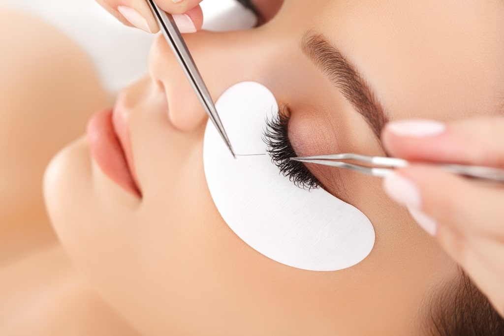 #VacationMode Lashes? Our LVL Lash Treatment is Your Perfect Holiday Accessory